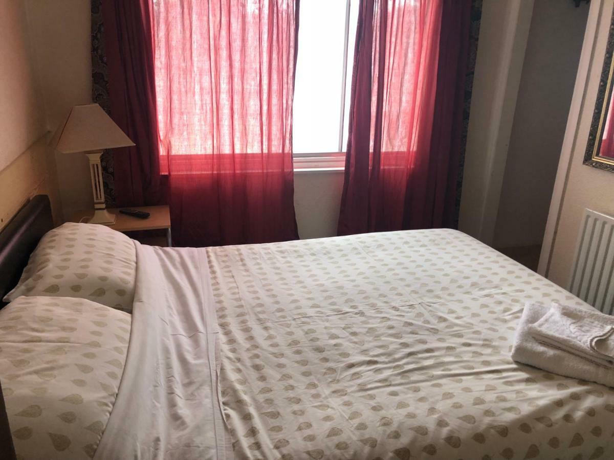 Charde Guest House Birmingham Luaran gambar